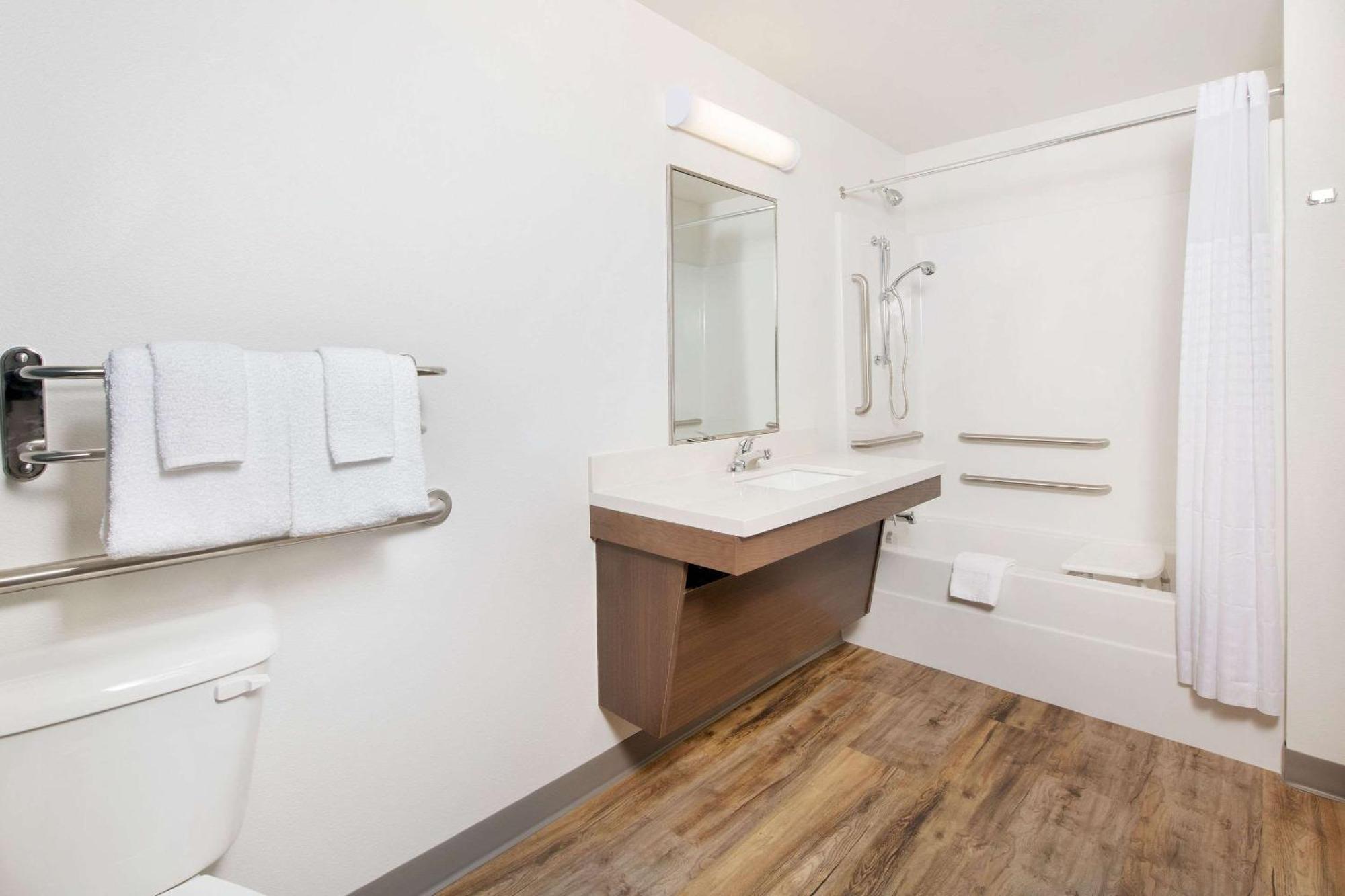 Woodspring Suites Savannah Pooler Exteriör bild