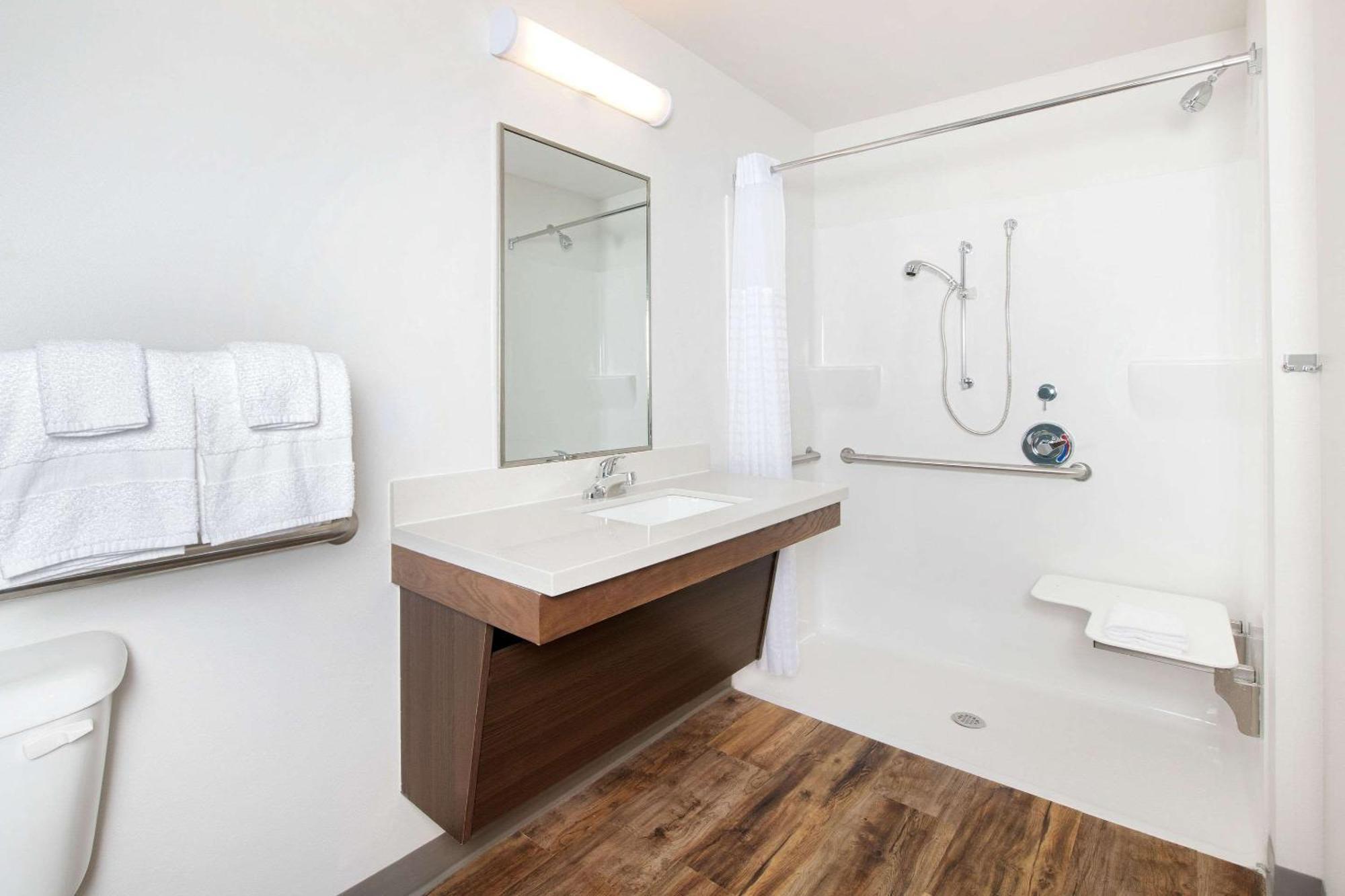 Woodspring Suites Savannah Pooler Exteriör bild