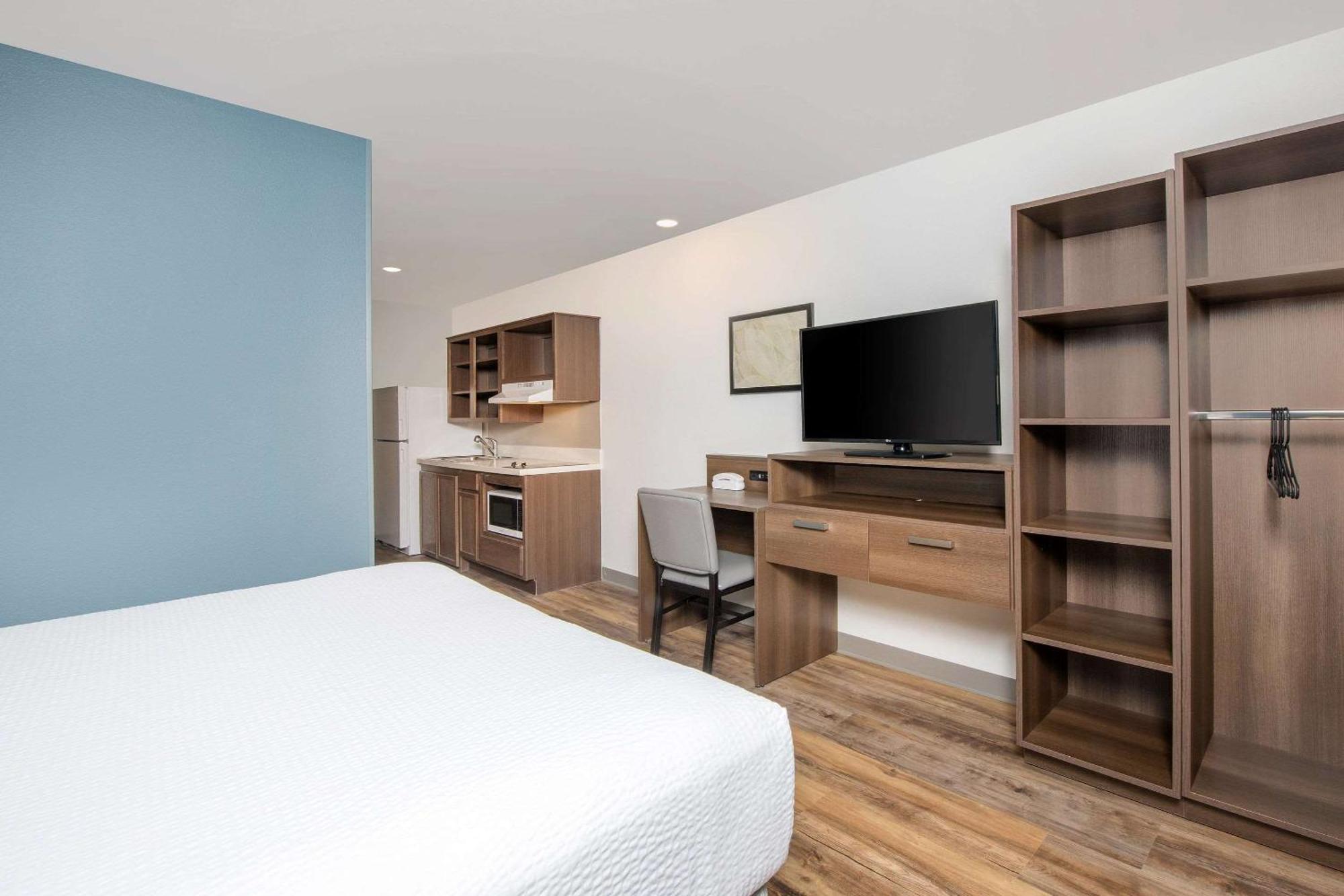 Woodspring Suites Savannah Pooler Exteriör bild