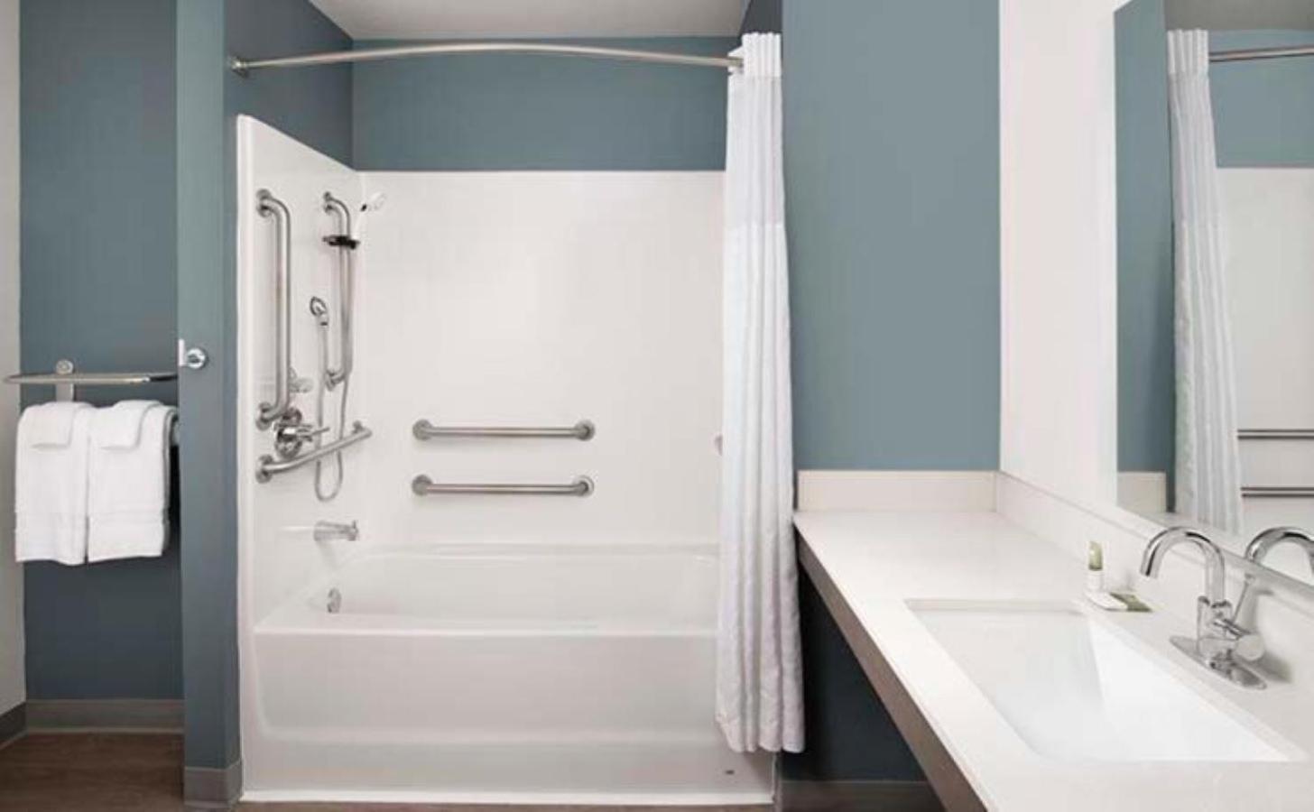 Woodspring Suites Savannah Pooler Exteriör bild